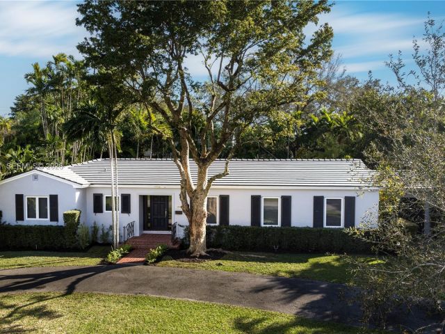 Дом в аренду по адресу 1350 Mendavia Ave - фото 7471649