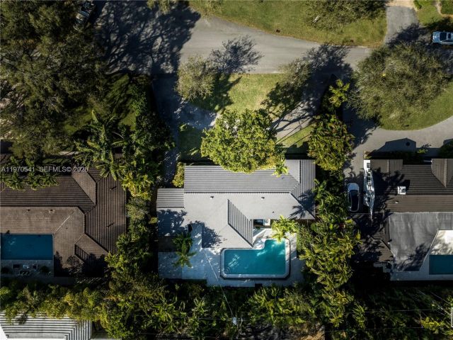 Дом в аренду по адресу 1350 Mendavia Ave - фото 7471652