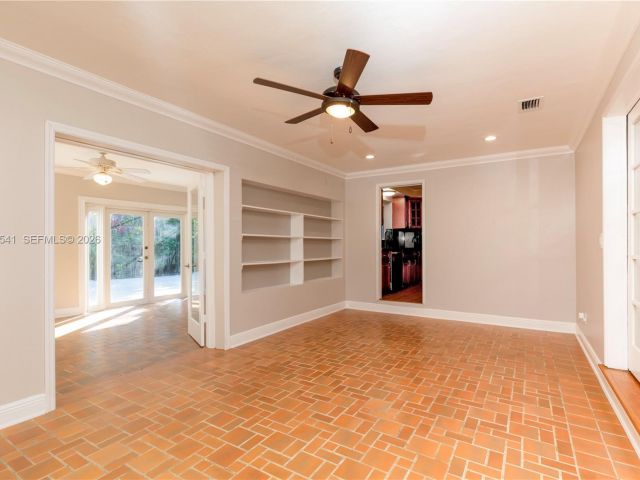 Дом в аренду по адресу 1350 Mendavia Ave - фото 7471659