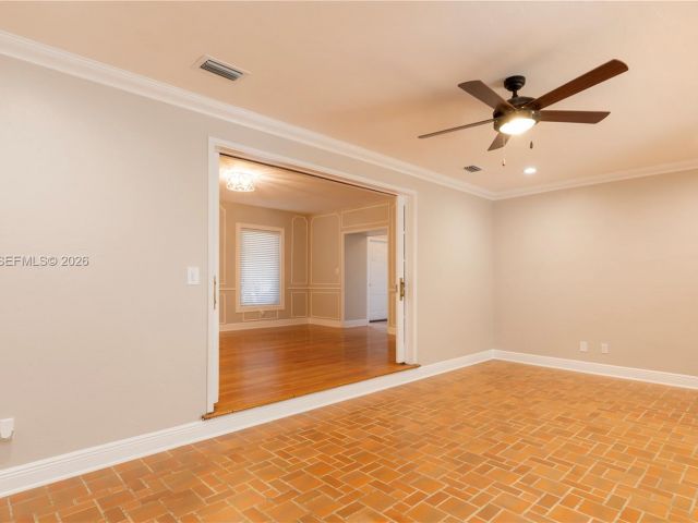 Дом в аренду по адресу 1350 Mendavia Ave - фото 7471660