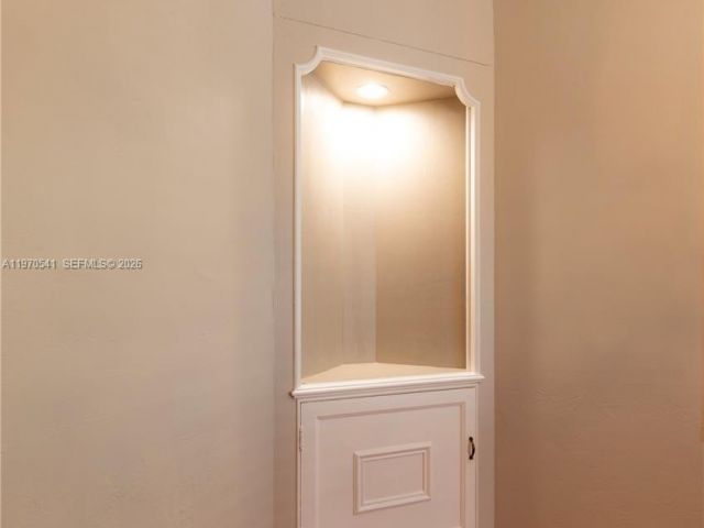 Дом в аренду по адресу 1350 Mendavia Ave - фото 7471664