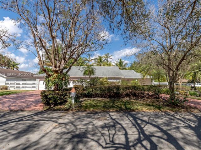 Продажа дома по адресу 15005 SW 148th St - фото 7522009