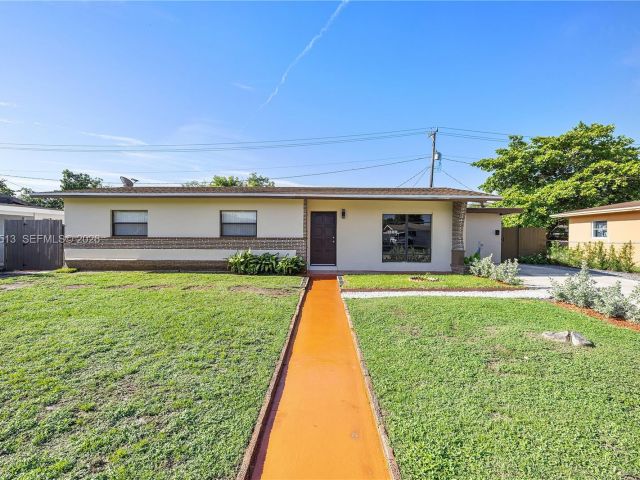 Дом в аренду по адресу 3840 NW 176th St 1 - фото 7480415