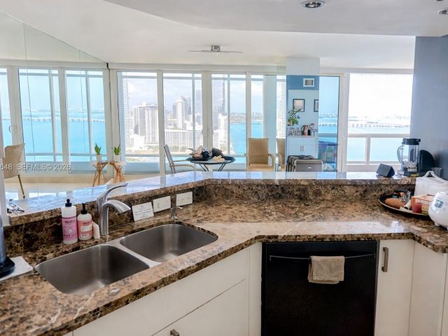 Квартира в аренду номер3334 - фото 7496157