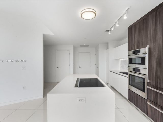 Продажа квартиры #3202 - фото 7488207