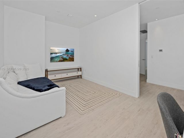 Продажа квартиры #1201 - фото 7498146