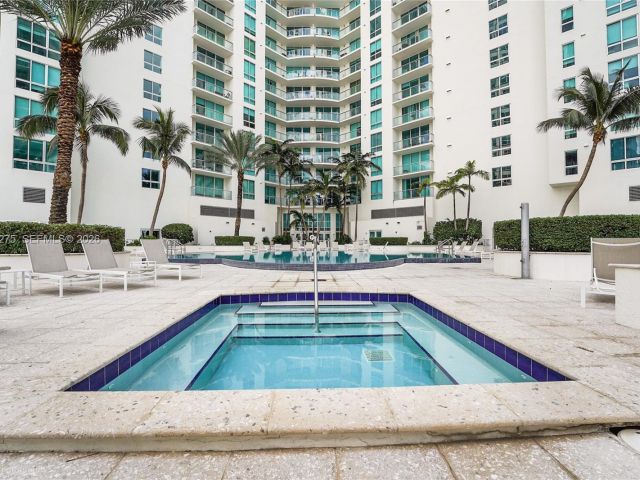 Продажа квартиры #T-2602 - фото 7496390