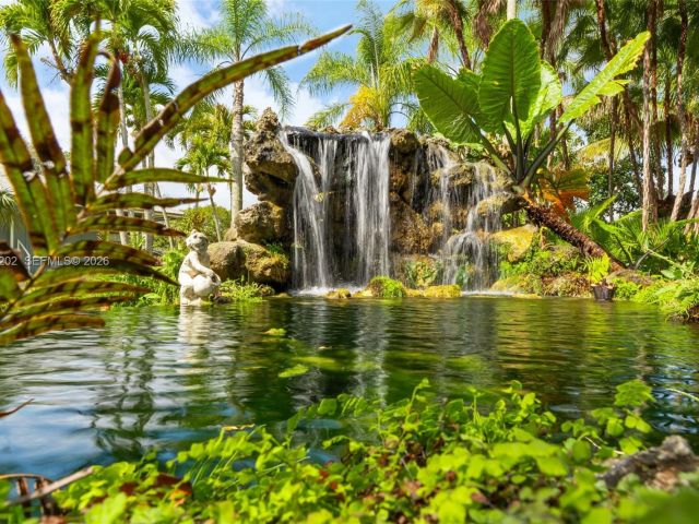 Продажа дома по адресу 19820 SW 244th St - фото 7493045