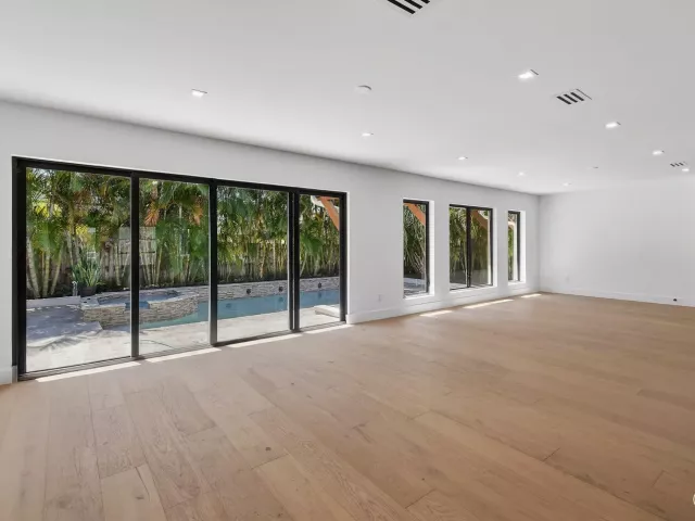 Продажа дома по адресу 326 Palmetto Street - фото 8901399
