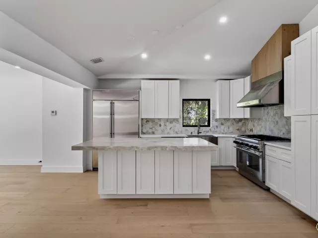 Продажа дома по адресу 326 Palmetto Street - фото 8901401