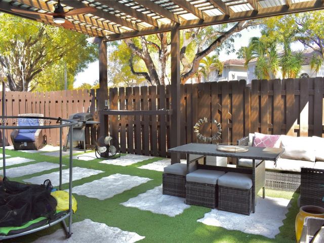 Дом в аренду по адресу  - фото 7486354