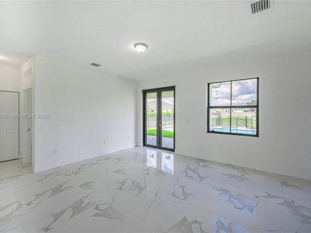 Дом в аренду по адресу 32242 SW 194th Ave - - фото 7493076