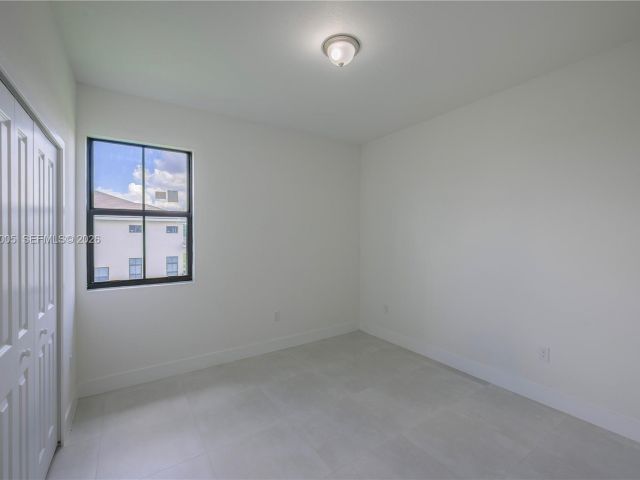 Дом в аренду по адресу 32242 SW 194th Ave - - фото 7493080