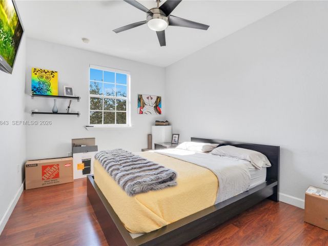 Дом в аренду по адресу 11261 NW 55th Ln - фото 7517150