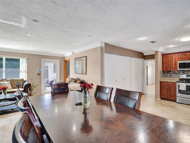 Продажа дома по адресу 17110 NW 19th Ave - фото 7516513