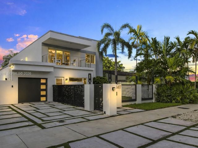 Продажа дома по адресу 417 SW 15th St - фото 7533492