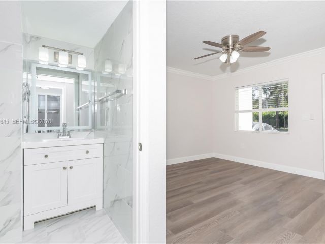 Продажа дома по адресу 8902 NW 109th Ct 1203 - фото 7486288