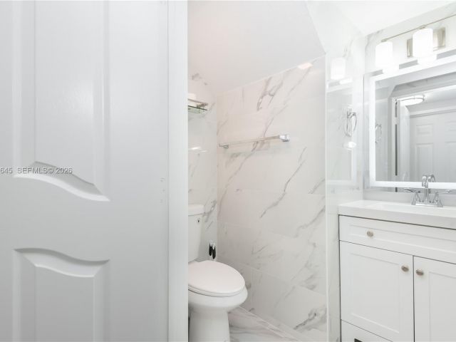 Продажа дома по адресу 8902 NW 109th Ct 1203 - фото 7486289