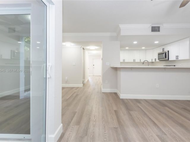 Продажа дома по адресу 8902 NW 109th Ct 1203 - фото 7486295