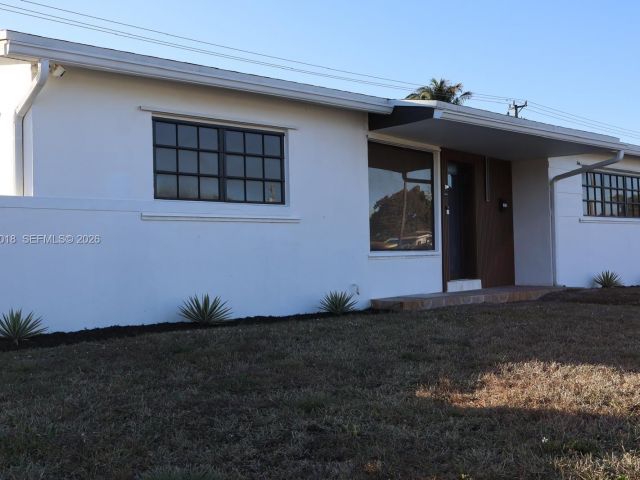 Продажа дома по адресу 18712 NW 23rd Ct - фото 7535111