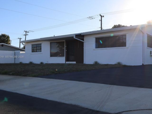 Продажа дома по адресу 18712 NW 23rd Ct - фото 7535112