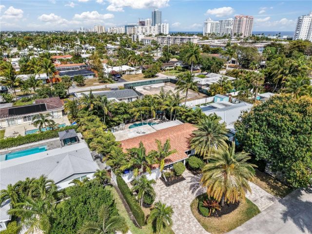 Продажа дома по адресу 2037 Windward Dr - фото 7466913