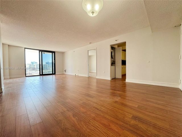 Продажа квартиры #1205 - фото 7495375