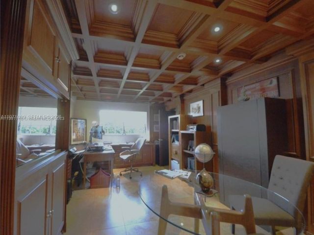 Дом в аренду по адресу 510 Bird Rd . - фото 7471164