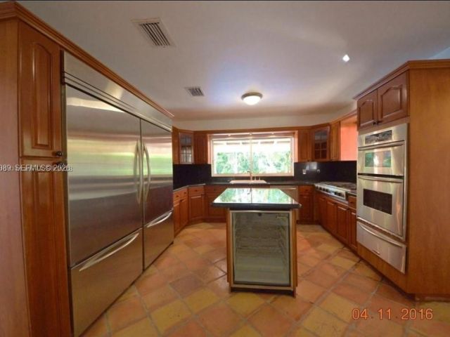 Дом в аренду по адресу 510 Bird Rd . - фото 7471169