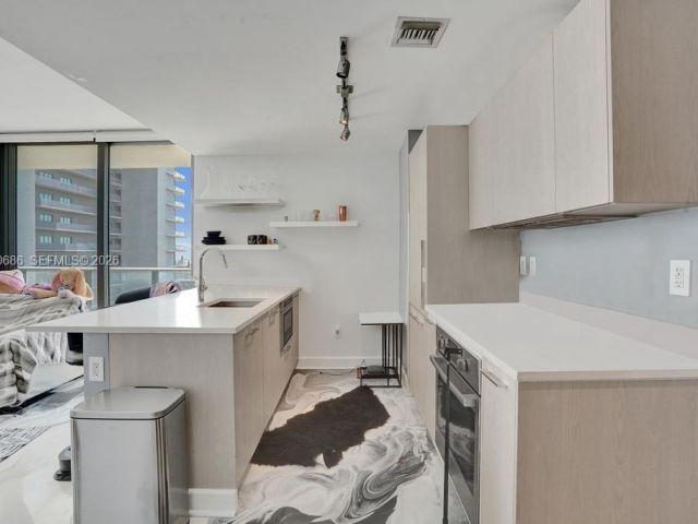 Продажа квартиры #3306 - фото 7494288