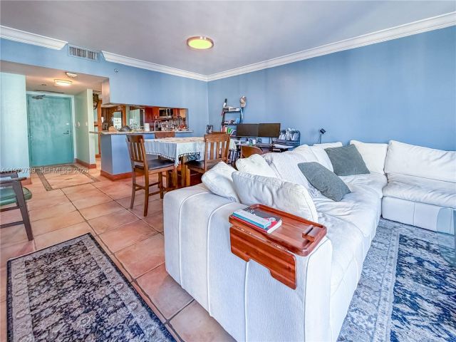 Продажа квартиры #A1912 - фото 7467478