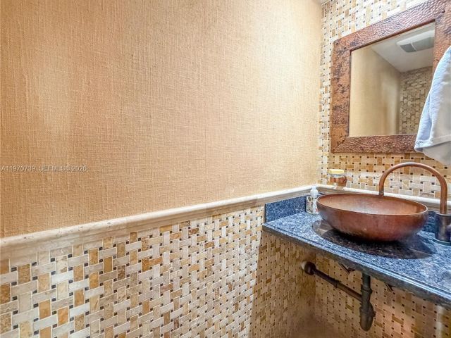 Продажа квартиры #A1912 - фото 7467483