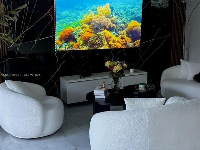 Продажа дома по адресу 1355 S Fieldlark Ln - фото 7493042