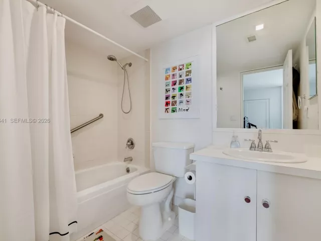 Продажа квартиры #1018 - фото 7512494