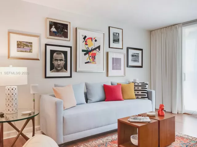 Продажа квартиры #1018 - фото 7512483