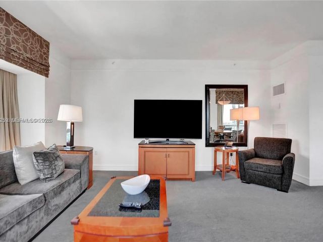 Продажа квартиры #3212 - фото 7510401