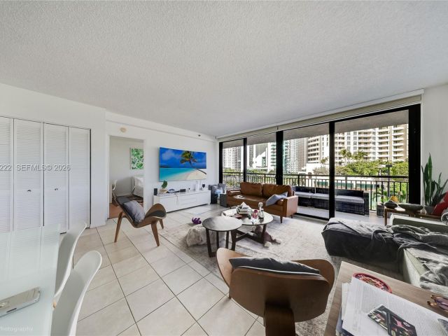 Продажа квартиры #608 - фото 7469822