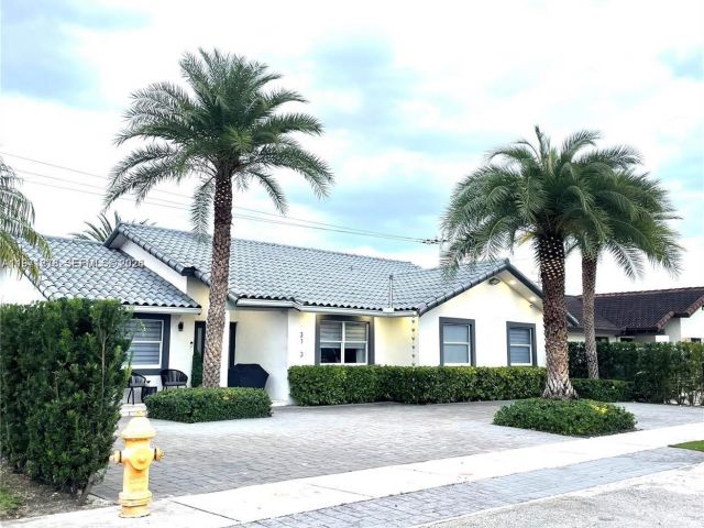 Продажа дома по адресу 13123 SW 26th Ter - фото 7530857