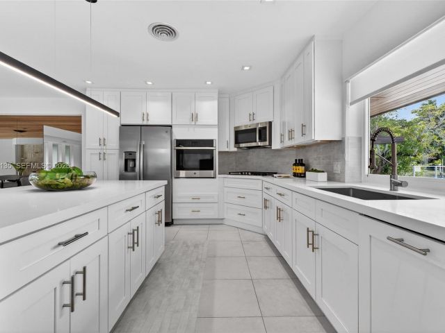 Продажа дома по адресу 13060 Lerida St - фото 7535994