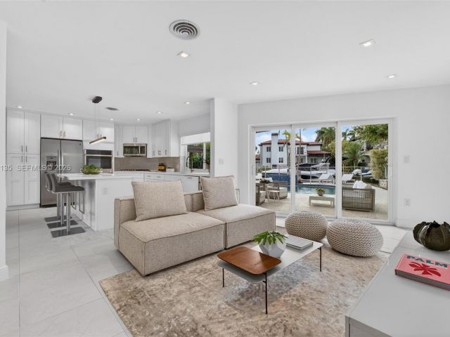 Продажа дома по адресу 13060 Lerida St - фото 7535998