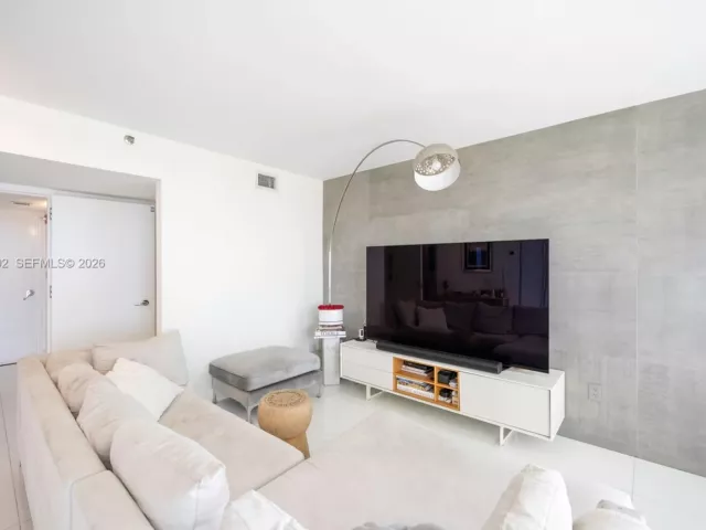 Продажа квартиры #1401 - фото 7495295