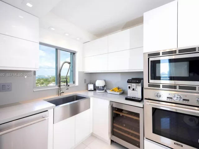 Продажа квартиры #1401 - фото 7495290