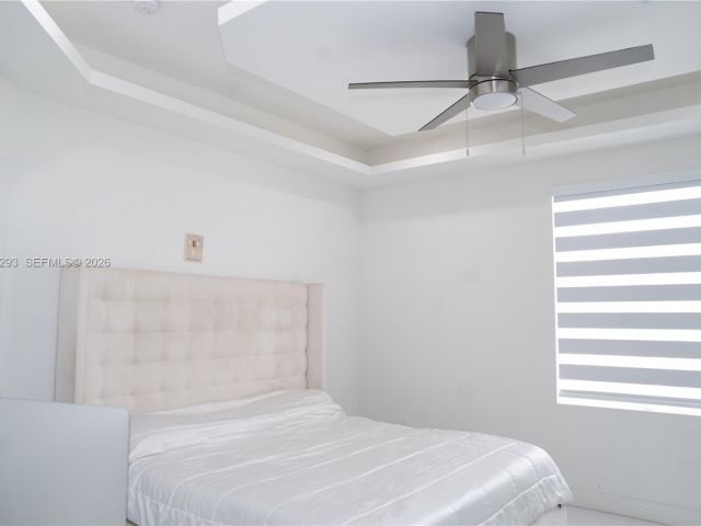 Продажа дома по адресу 27561 SW 162nd Ct - фото 7461163