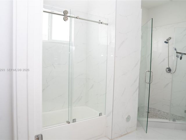 Продажа дома по адресу 27561 SW 162nd Ct - фото 7461170