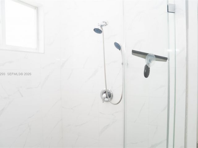 Продажа дома по адресу 27561 SW 162nd Ct - фото 7461176