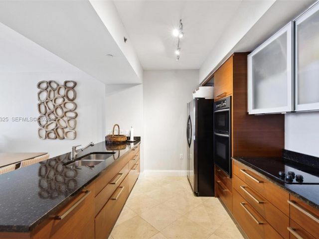 Квартира в аренду номер2811 - фото 7523848