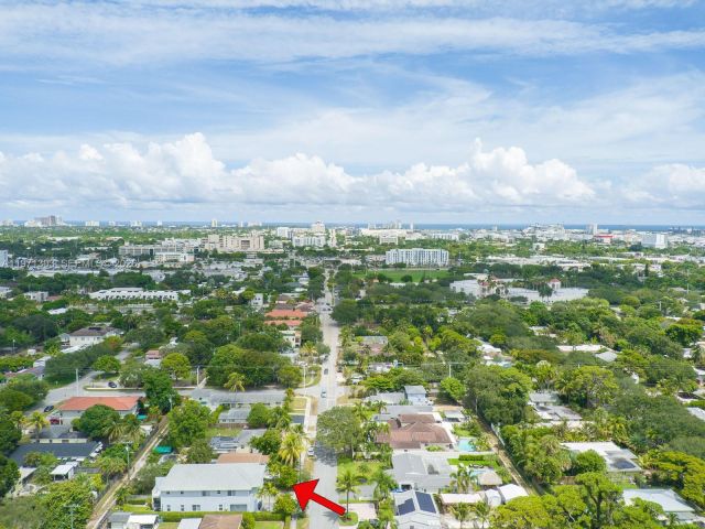 Дом в аренду по адресу 619 SW 17th St 619 - фото 7483691