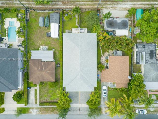 Дом в аренду по адресу 619 SW 17th St 619 - фото 7483701