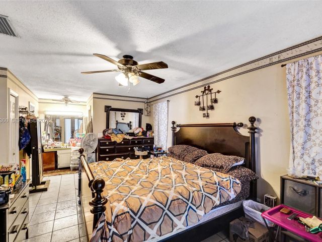 Продажа дома по адресу 7570 Johnson St - фото 7474891