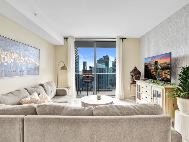 Продажа квартиры #4004 - фото 7508317